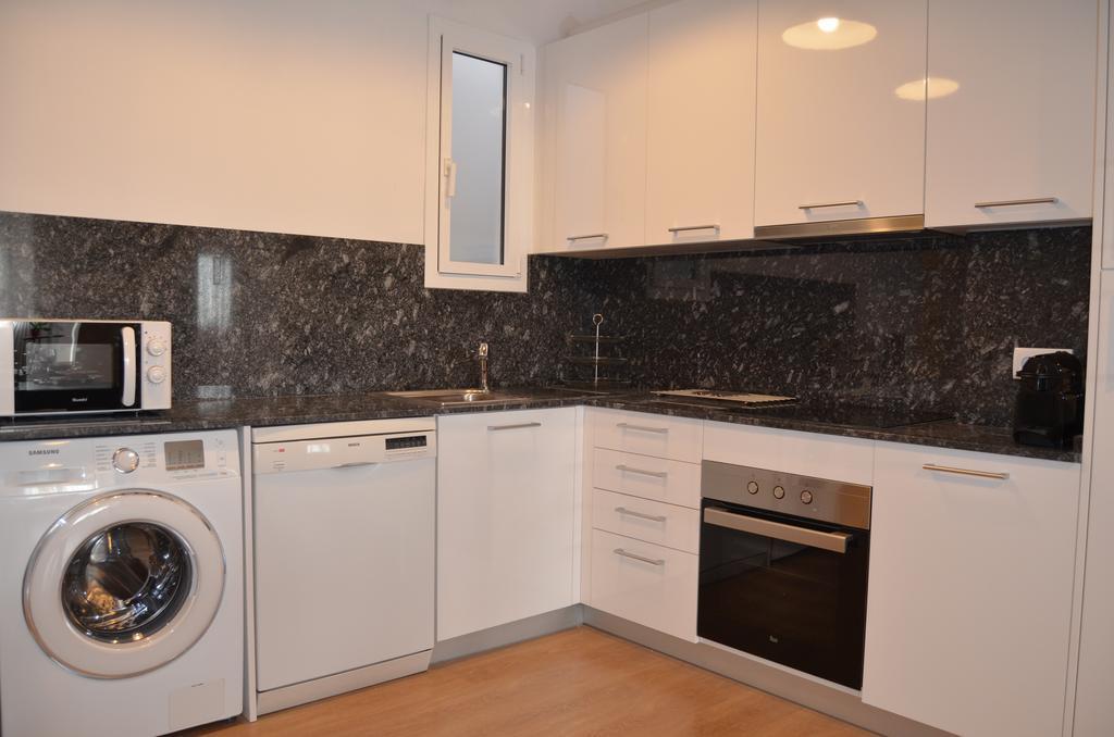 Apartsuits Rambla Nova 24 *