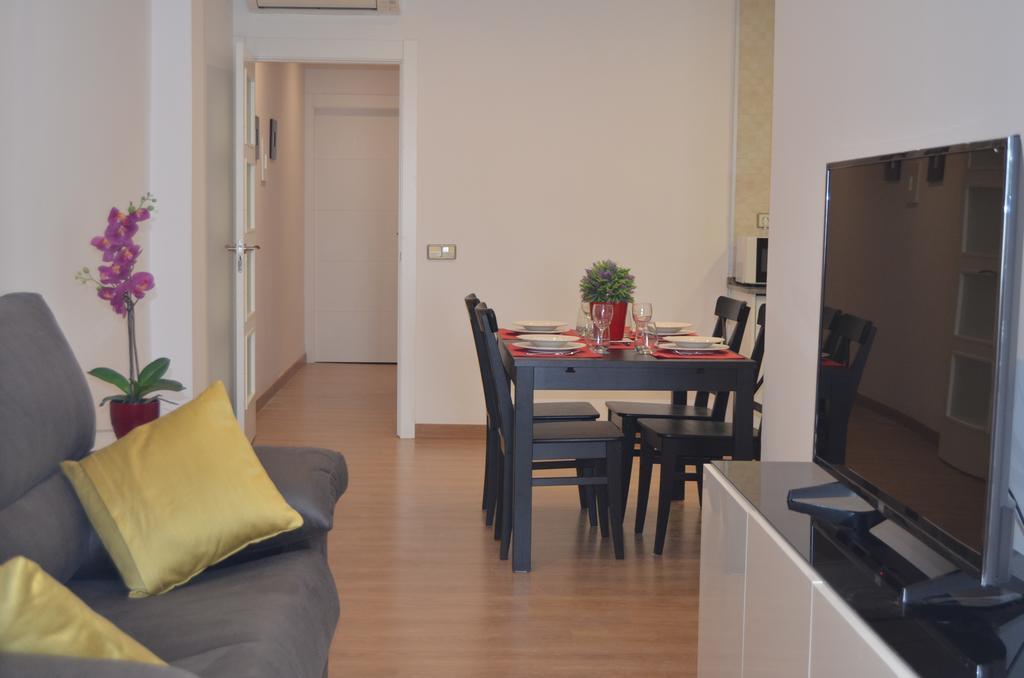 Apartsuits Rambla Nova 24 *