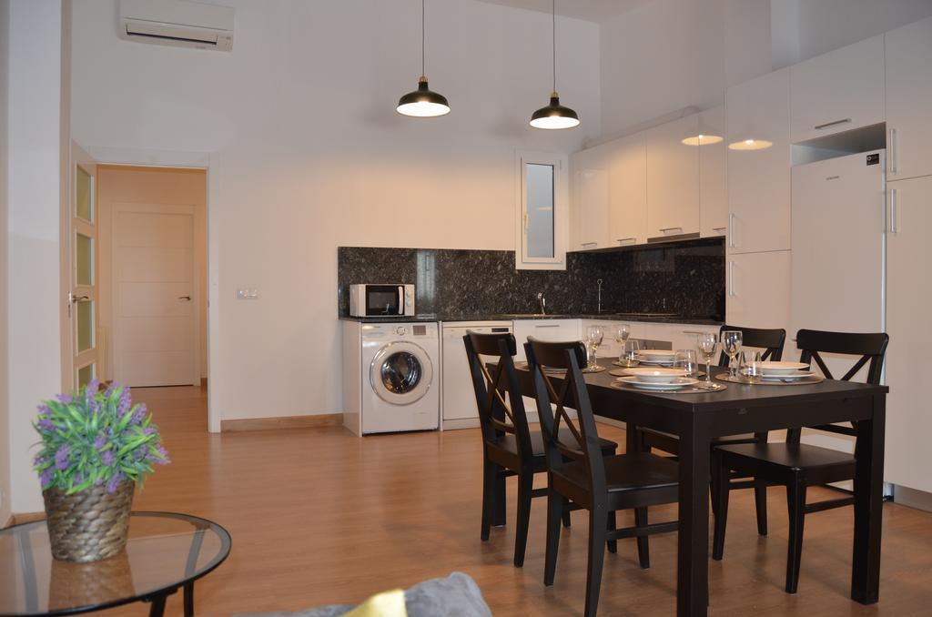 Apartsuits Rambla Nova 24
